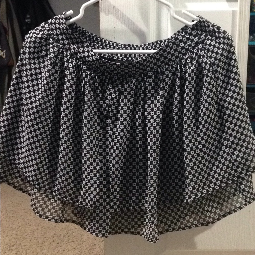 Arizona Ean Co. Black and White Skirt